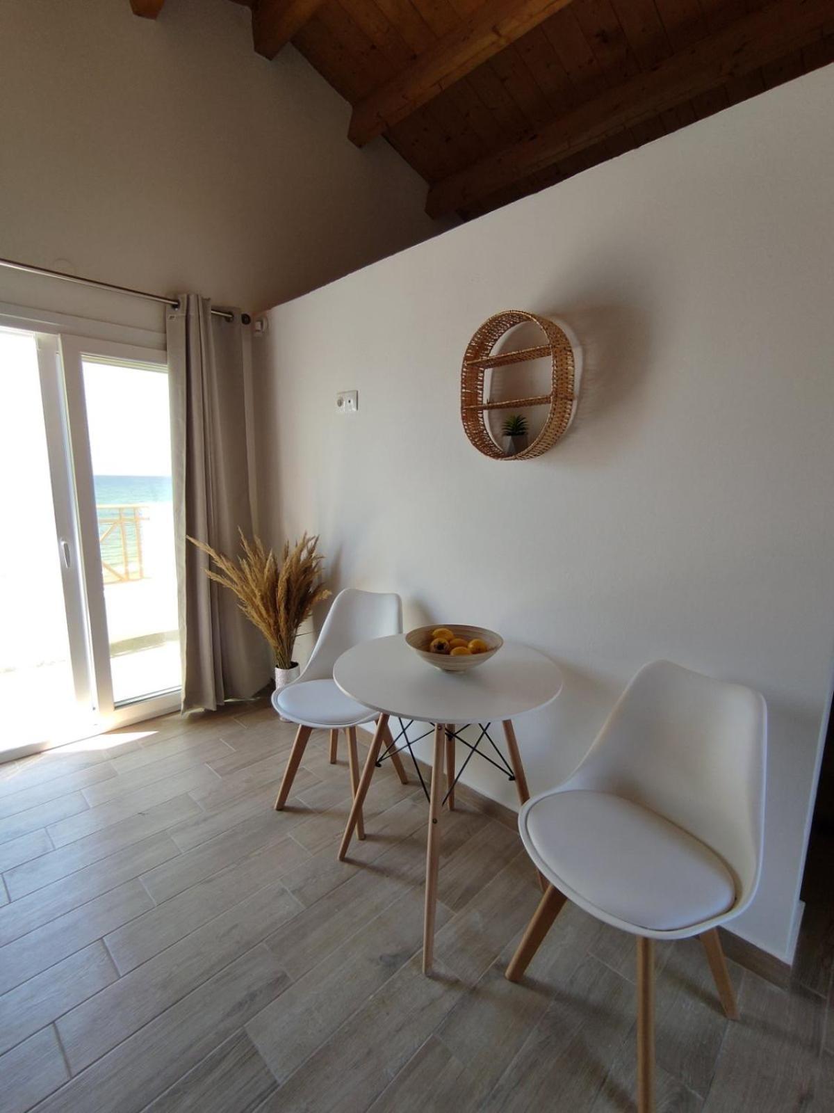 אגיוס גורדיוס Nereides Apartments מראה חיצוני תמונה