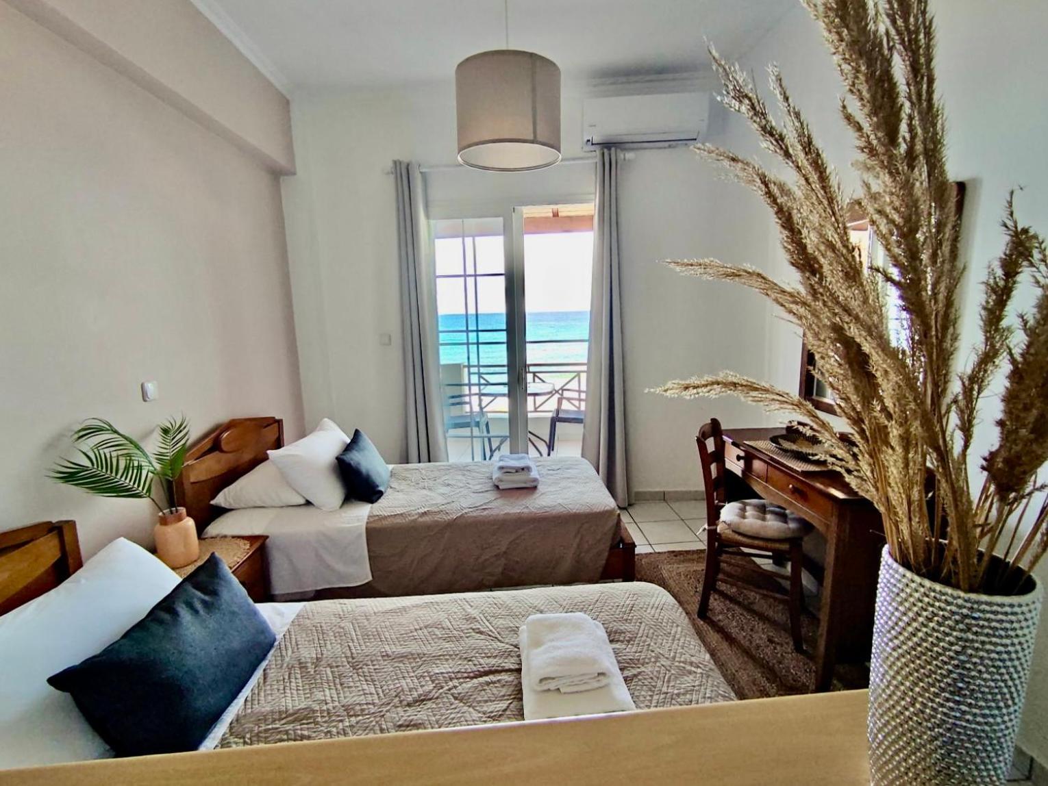 אגיוס גורדיוס Nereides Apartments מראה חיצוני תמונה