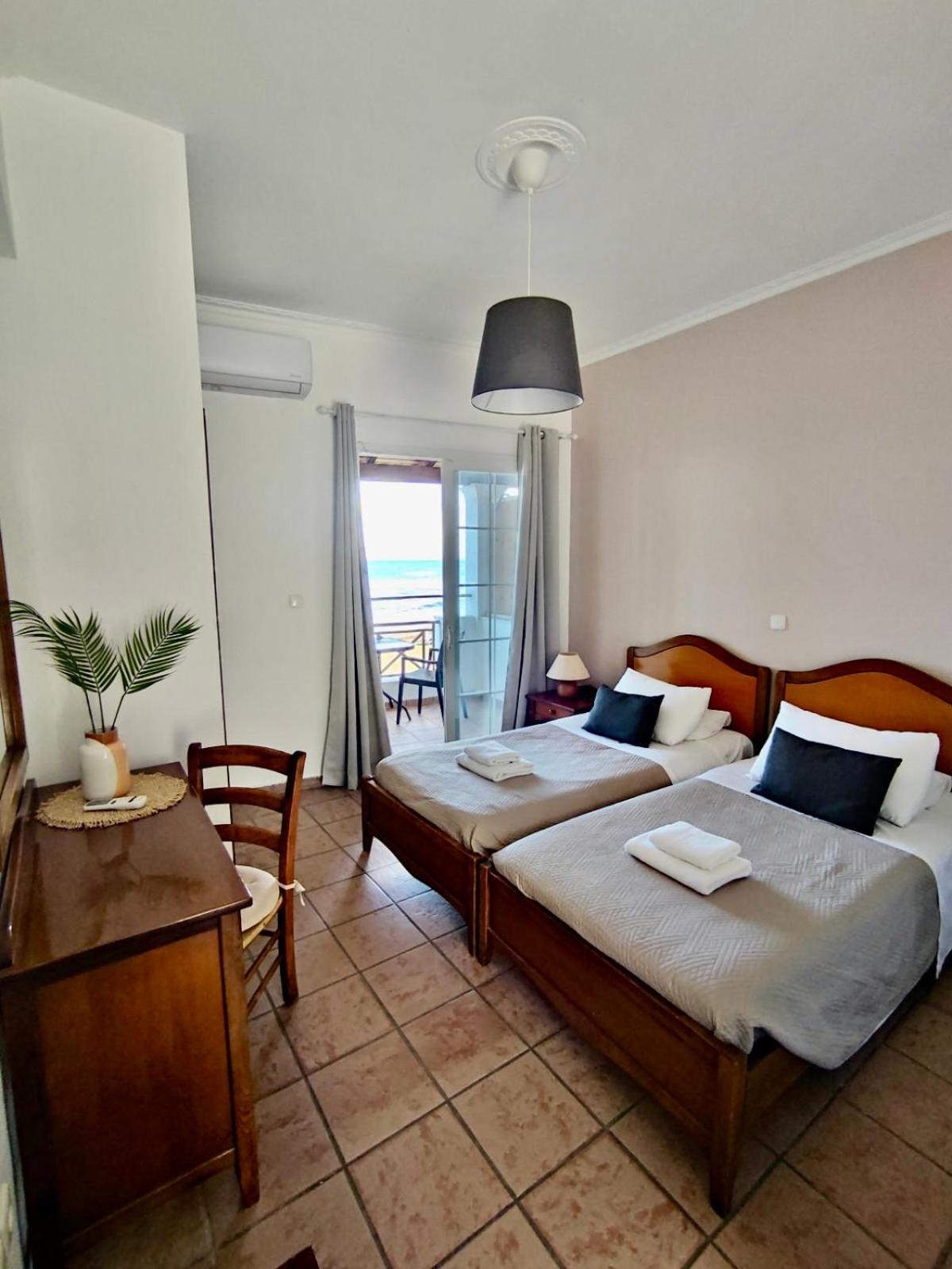 אגיוס גורדיוס Nereides Apartments מראה חיצוני תמונה