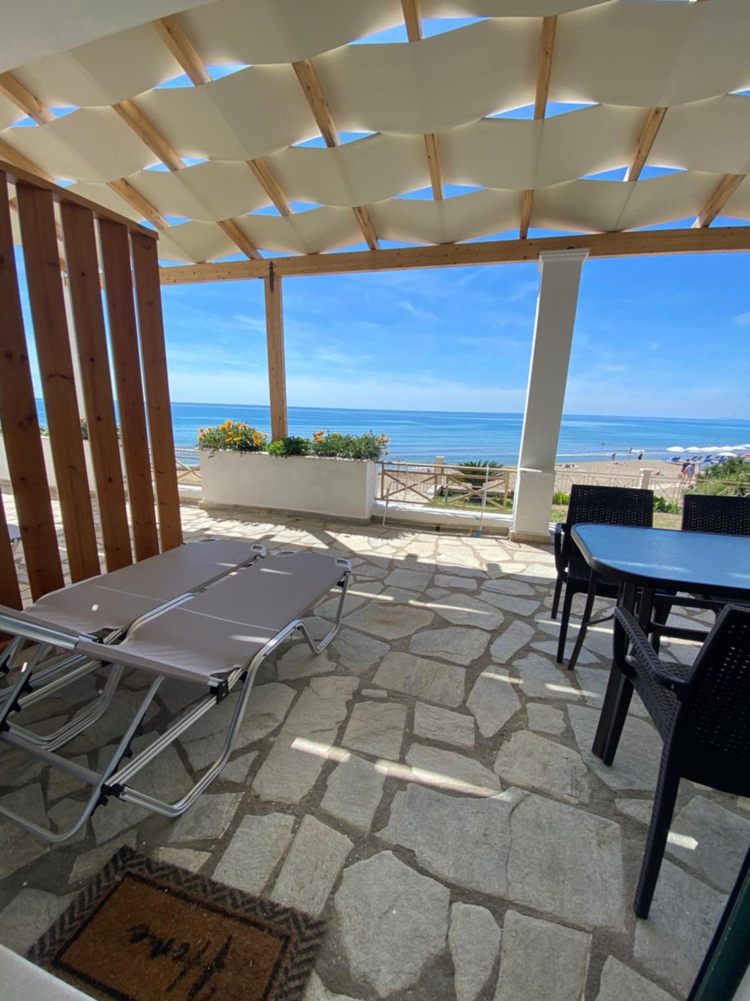 אגיוס גורדיוס Nereides Apartments מראה חיצוני תמונה